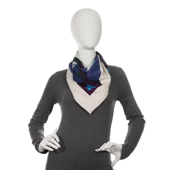 [SOLD] Hermès Perspective II 90 cm Scarf - Picture 3 of 5